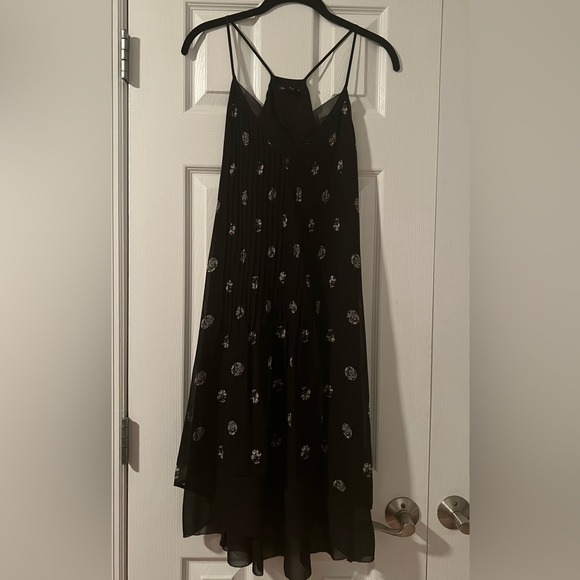 Club Monaco Spaghetti Strap Silk Slip Dress Size 00 - Picture 1 of 1